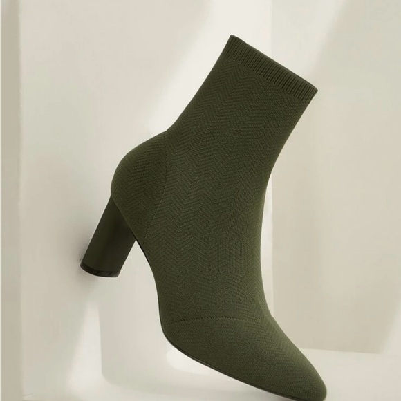 CUCCOO EVERYDAY SOCK HEEL BOOTIE - Picture 3 of 3
